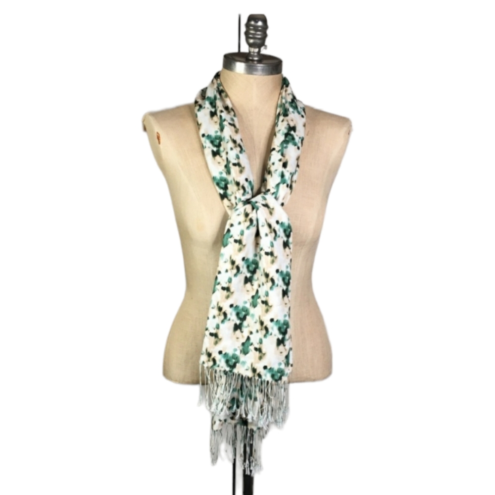 Diamantine Fringe Green Scarf